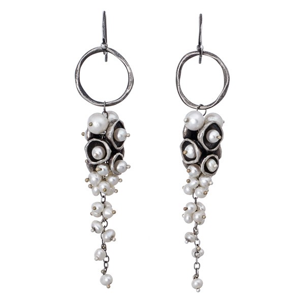Pearl and oxidized silver earrings