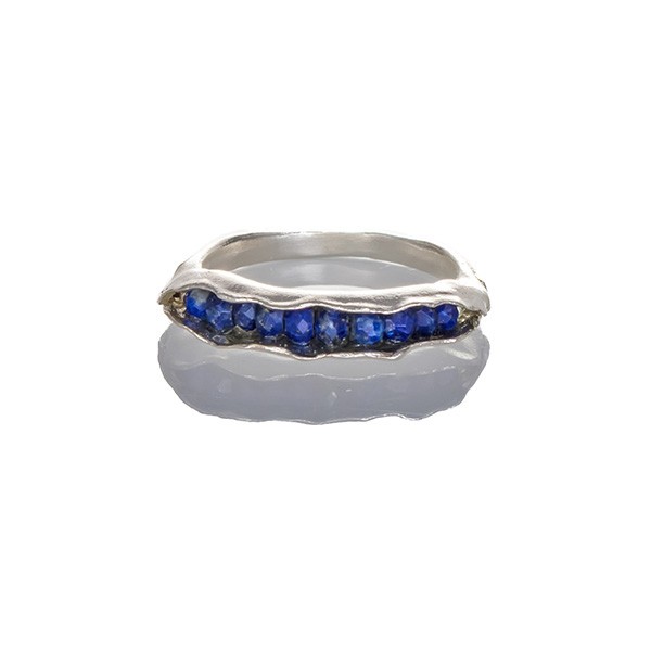 Lapis lazuli pod ring